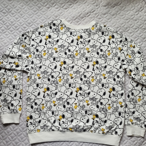 Peanuts Snoopy and Woodstock Sweatshirt Sz. M - Picture 4 of 5